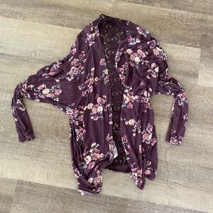 Floral and lace cardigan size xs